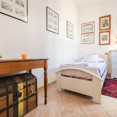 Lupari Apartment, Palazzo Storico Sotto Le Due Torri Bologna Exteriör bild