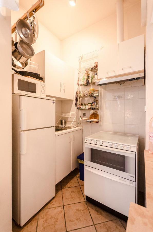 Lupari Apartment, Palazzo Storico Sotto Le Due Torri Bologna Exteriör bild