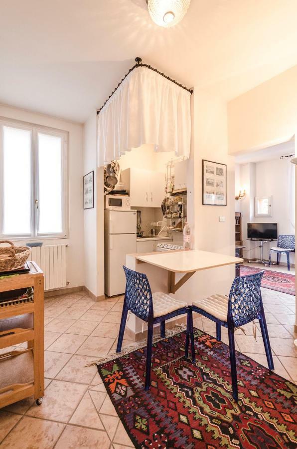 Lupari Apartment, Palazzo Storico Sotto Le Due Torri Bologna Exteriör bild