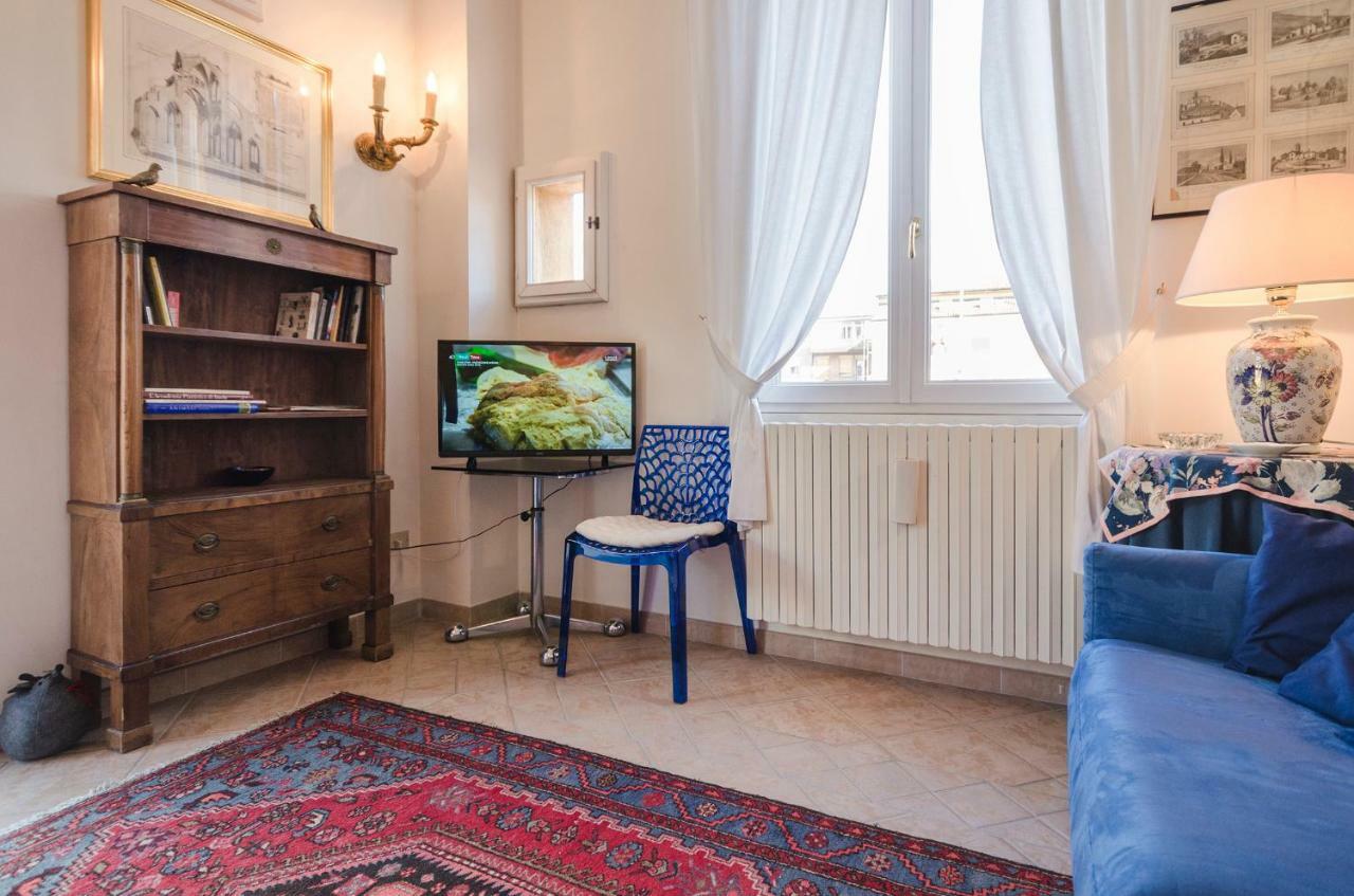 Lupari Apartment, Palazzo Storico Sotto Le Due Torri Bologna Exteriör bild
